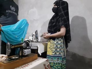 Gorgeous Muslim Lady Will get Ass Fucked By way of Tailor, indian darji ne gaand mari