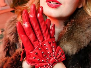 My new RED leather-based GLOVES shut up FETISH video with Arya – ASMR chill out sounding