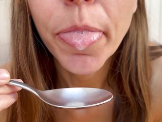 Prevent Drooling Over Me – Spoon Saliva