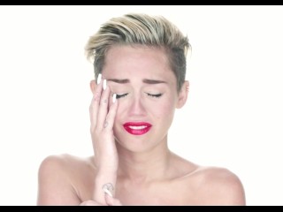 Miley Cyrus – Wrecking Ball (2013) ORIGINAL No censored !