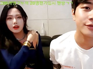Korean Couple Livestreaming 4