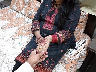 Desi Indian bhabhi used to be more than pleased As a result of bhabhi husband used to be coming from out of nation after a very long time(QueenbeautyQB)