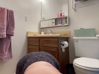 Stepmom Is within the Toilet to Suck Your Morning Wooden Blowjob on Her Knees to Wake You up V215