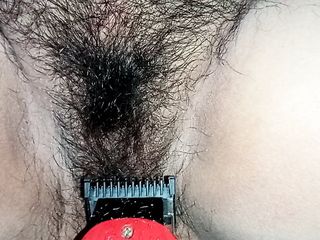 Trimming Pubic Hairs