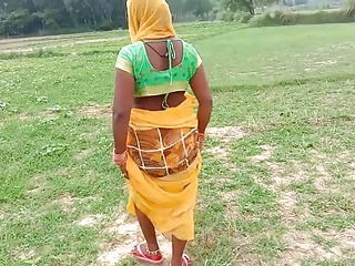 Radhika bhabhi ki Khet Me Chudai Indian Outside Intercourse In Hindi