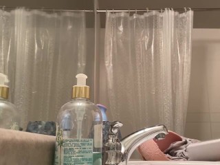 Stuck my roommate having a shower after a run! New hidden digicam! Bald pussy!!
