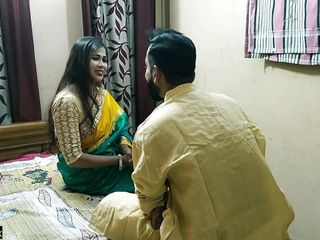 Gorgeous Indian bengali bhabhi having intercourse with assets agent! Absolute best Indian internet sequence intercourse