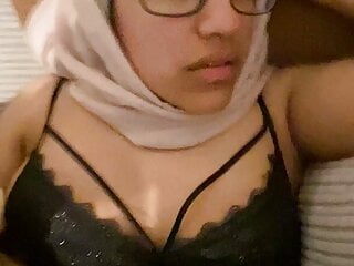 Bolton hijabi.