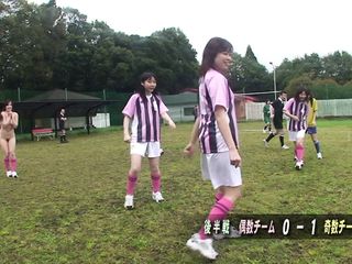 Newbie Intercourse within the Girls Football Group in Japan. Gamers have intercourse with Recreation referees. Fantastic film