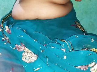 Sizzling sexi bhabhi ki nude video