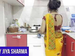 Newly married bhabi fucked by means of her devar in kitchen- Devar ne bhabi ke laakh mana karne pe bhi chod diya- Threesome Intercourse